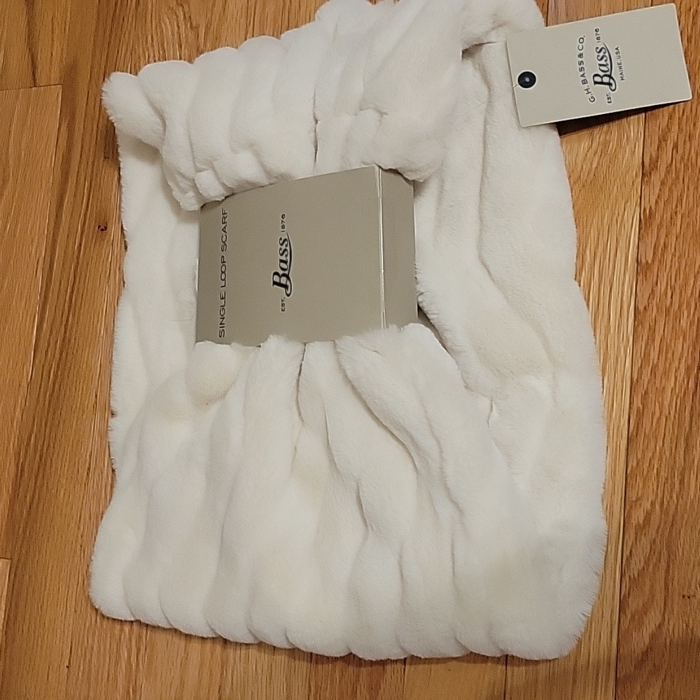 BASS scarf - Picture 2 of 8
